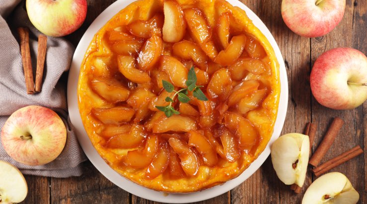 Кукурудзяний пиріг з яблуками