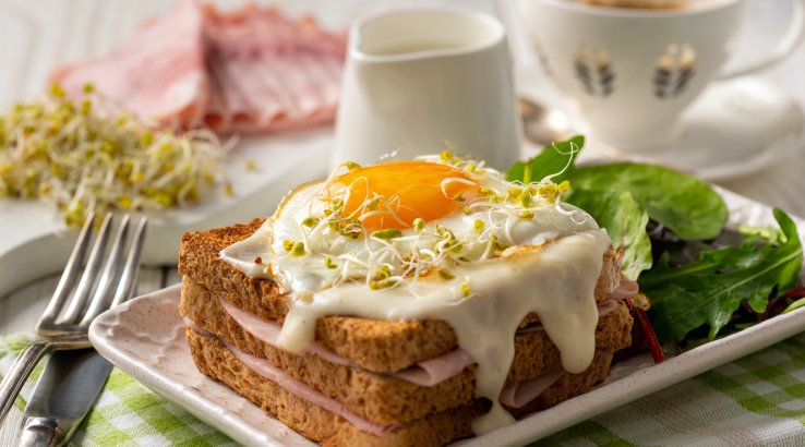 Яйце в хлібі