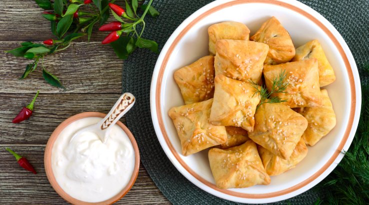 Самса с мясной начинкой