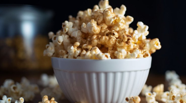 Попкорн з медом, корицею