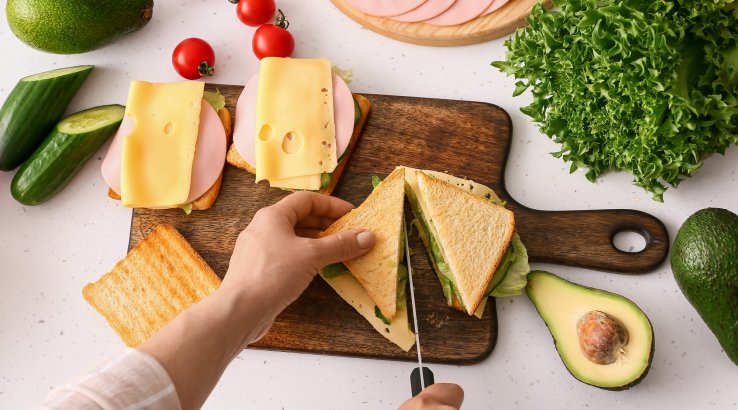 Страви з лікарською ковбасою