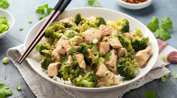 Куряче філе під соусом з броколі - рецепт