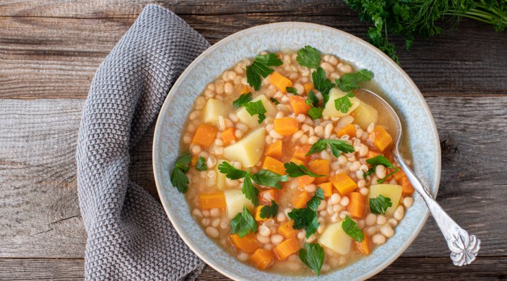 Пісний суп з квасолею та картоплею