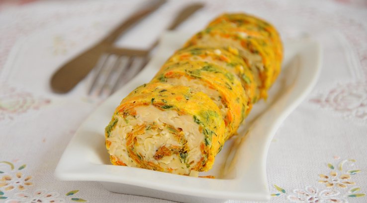 Морквяний рулет з м’ясом