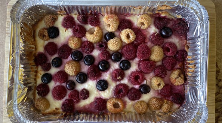 Сирна запіканка з ягодами