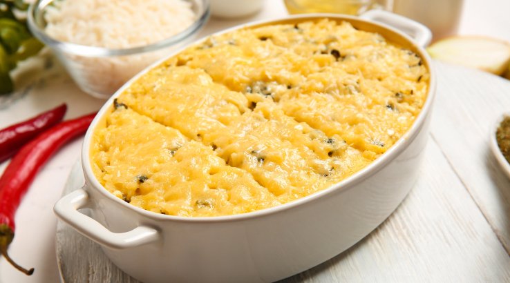 Запіканка з курки, рису, кукурудзи та квашеної капусти