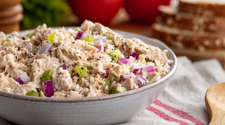 Салат з тунцем і селерою