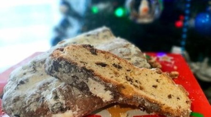 Штолен сирний