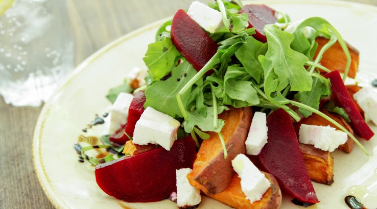 Теплий салат з запеченими овочами