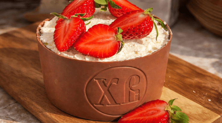 Сирна паска в шоколадному корпусі