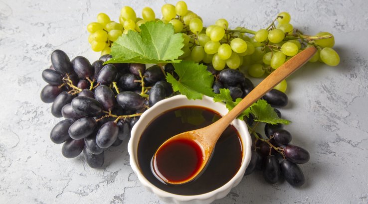 Виноградний соус з яблуками