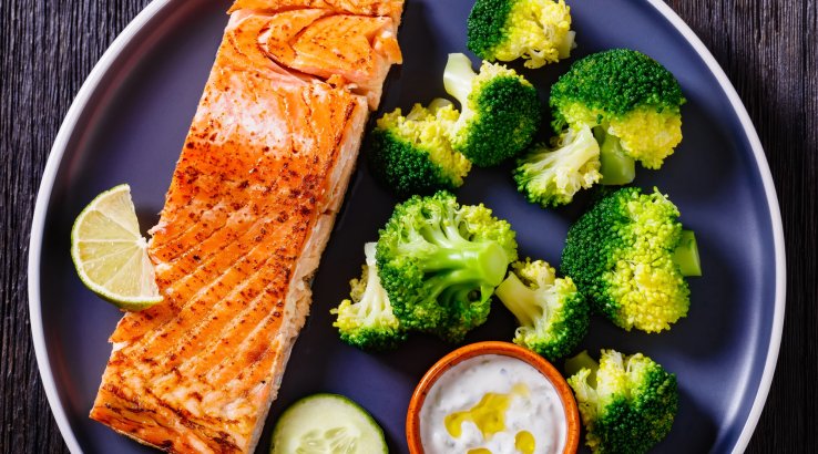 Лосось з овочами в соусі теріякі