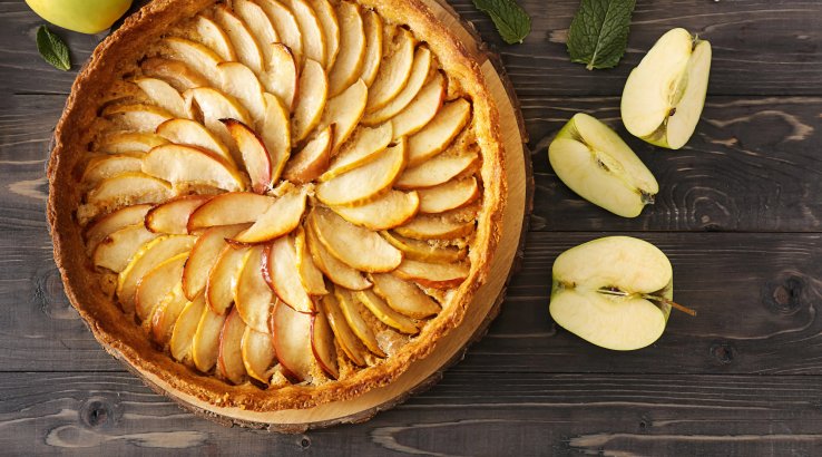 Випічка з яблуками від шеф-кухарів України