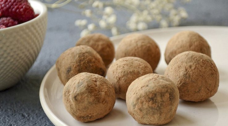 Шоколадні трюфелі в какао