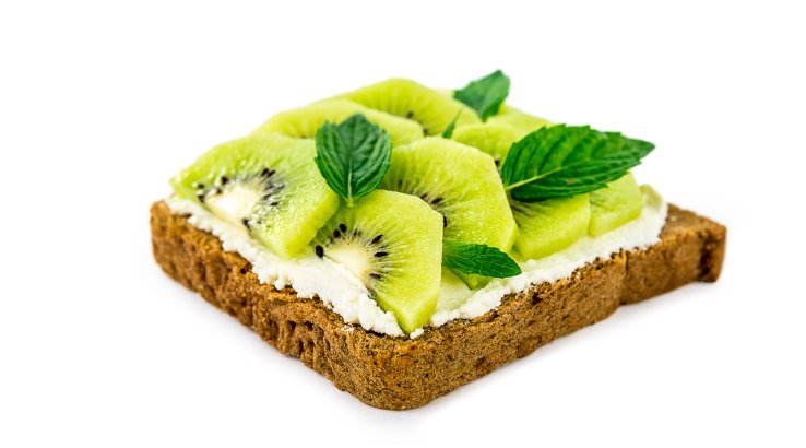 Канапки з ківі й сиром