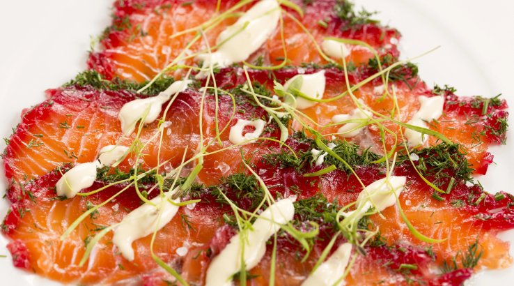 Засолена риба з буряком