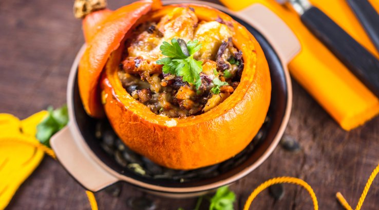 Ситна страва у горщику з гарбуза