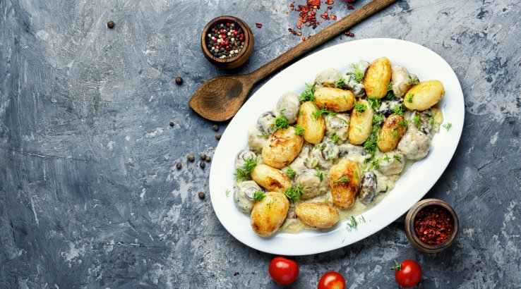 Королева лета: лучшие рецепты для молодого картофеля и секреты приготовления