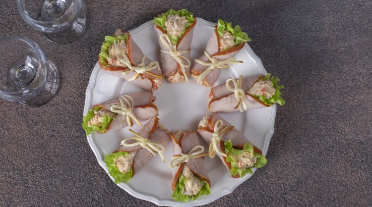 Рулетики із шинкою