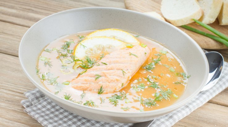 Рибний суп з горіхами