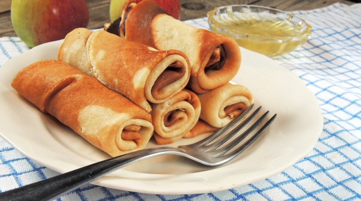 Млинці з яблуками