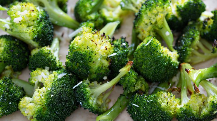 Броколі по-французьки з сиром