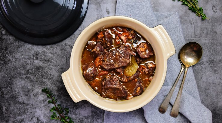 Яловичина по-бургундськи