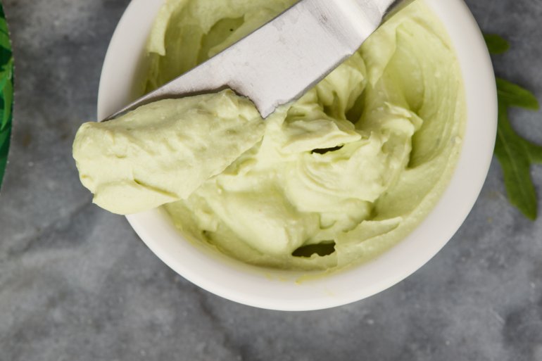 Намазка із&nbsp;сиру «ПростоНаше» 5% та&nbsp;авокадо