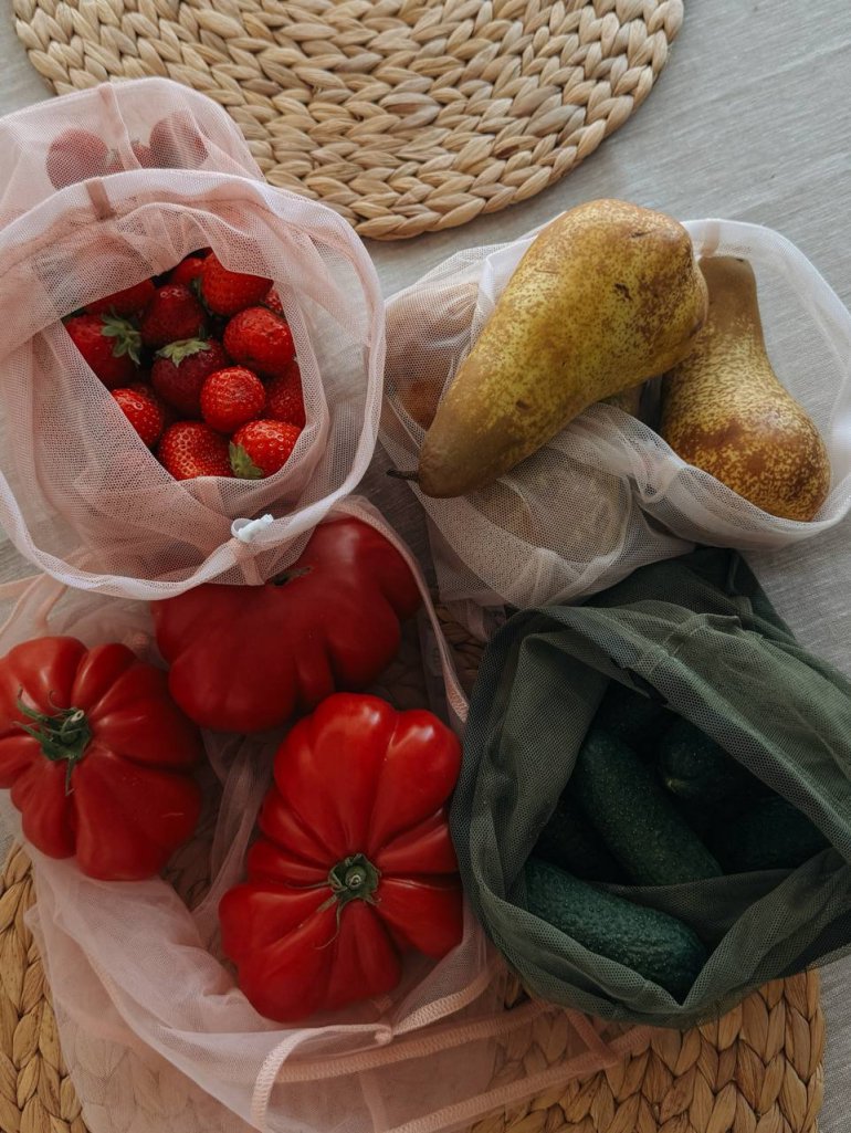 <div>Для продуктового шопінгу варто мати тканинні торбинки</div>