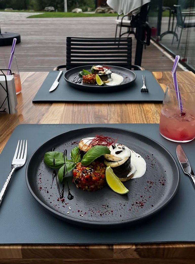 Форель із&nbsp;сальсою. Фото: Travy