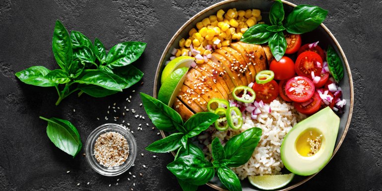 Боул з&nbsp;куркою та&nbsp;рисом