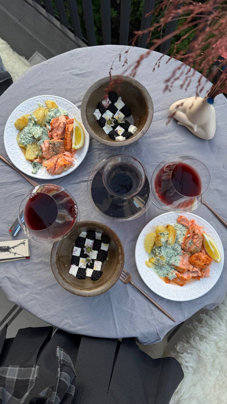 Гастровечері стали для героїні food-ритуалами в&nbsp;колі найближчих людей