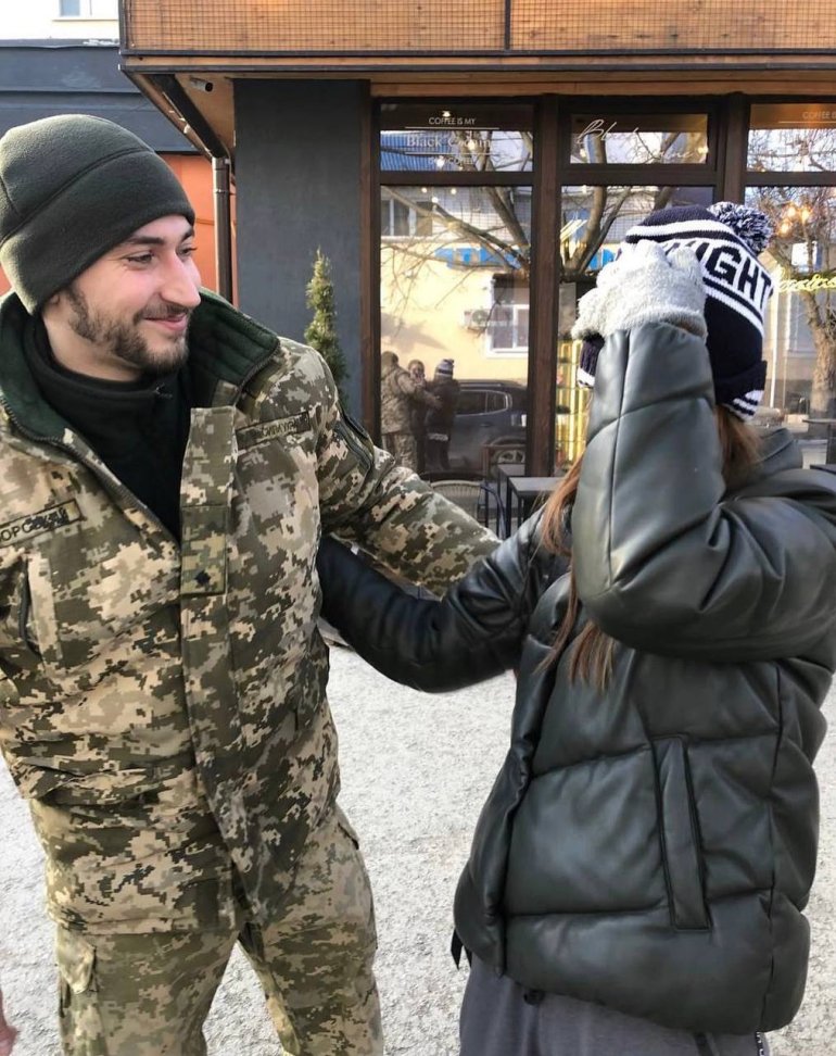 Анна радить підтримувати родини загиблих військових не&nbsp;лише словами, а&nbsp;й&nbsp;добрими справами. Зокрема, вшануванням тих, хто віддав своє життя на&nbsp;війні