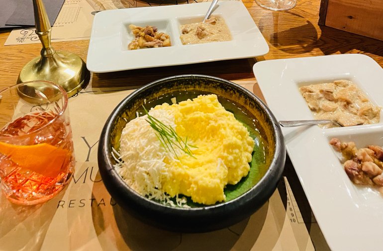 Банош у&nbsp;ресторані «Fayka Zigmunda»